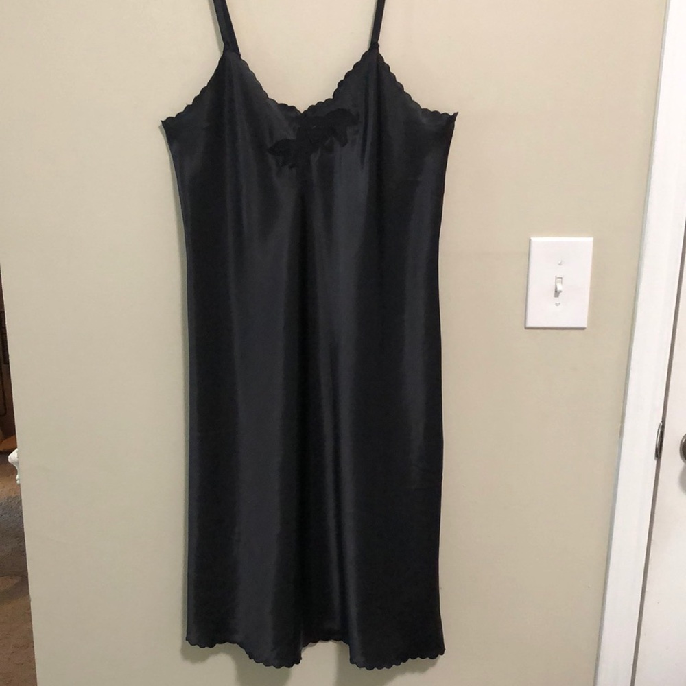 Vintage Barbizon Slip Nightgown Black SZ 38 (M)
